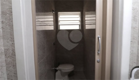 Sobrado à venda com 4 quartos em Vila Guilherme, São Paulo, SP