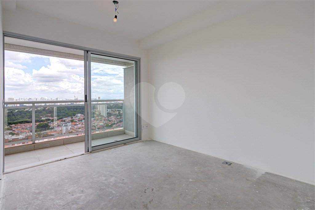 Duplex à venda com 2 suítes em Granja Julieta, São Paulo, SP