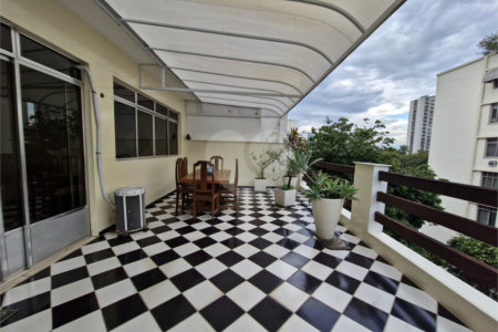 Cobertura à venda com 4 quartos, sendo 2 suítes,  em Tijuca, Rio de Janeiro, RJ