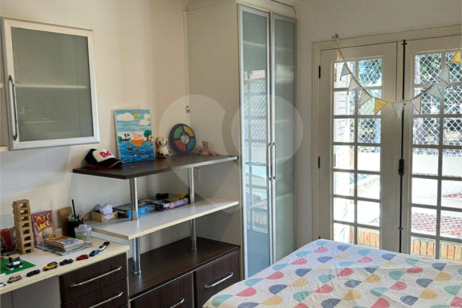 Sobrado à venda com 4 quartos, sendo 2 suítes,  em Tremembé, São Paulo, SP