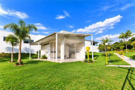Condomínio à venda com 3 quartos, sendo 1 suíte, em Wanel Ville, Sorocaba, SP