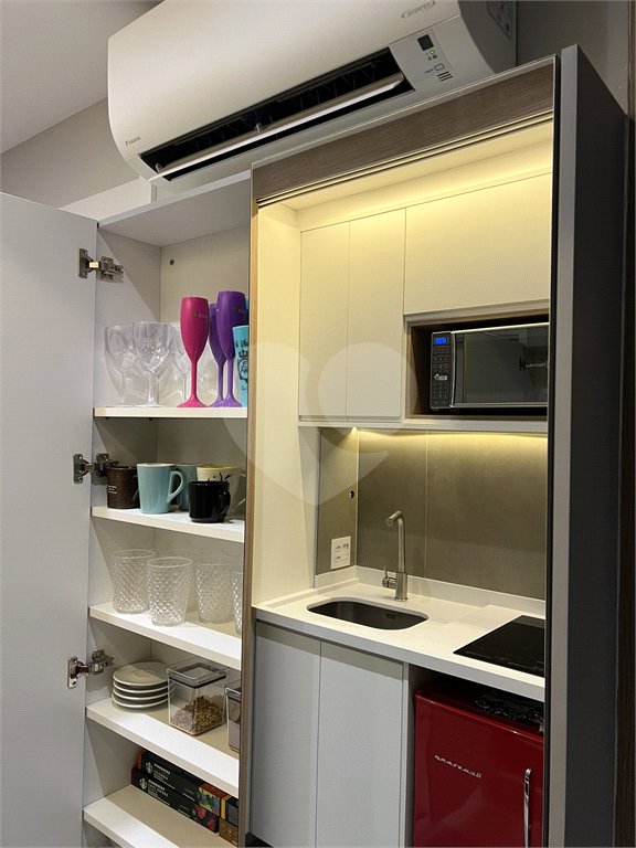 Apartamento à venda ou para alugar com 1 quarto em Pinheiros, São Paulo, SP