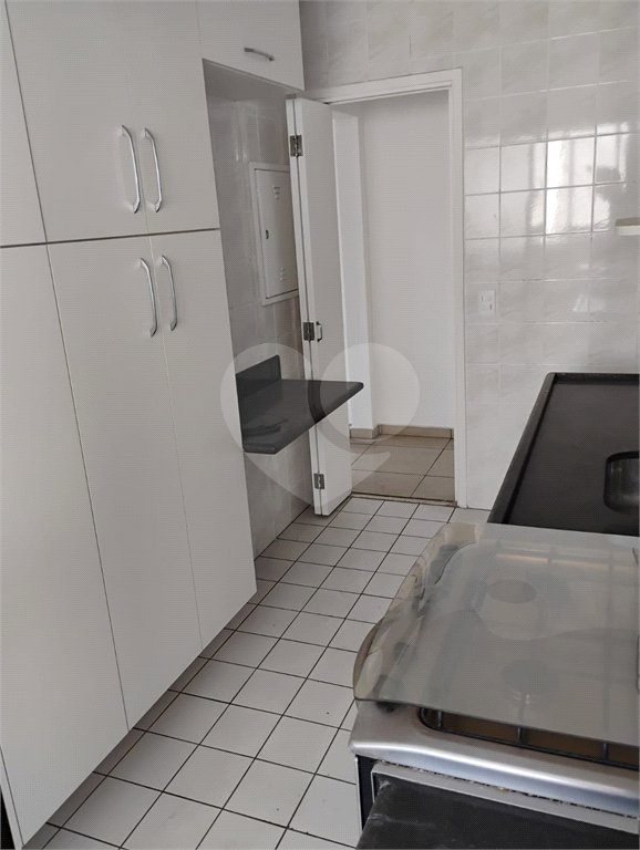 Vende-se apartamento na Vila Mascote