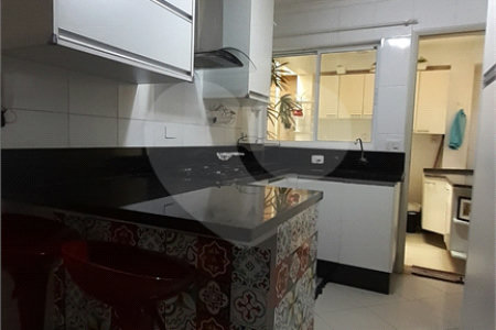 Sobrado à venda com 2 quartos, sendo 1 suíte, em Parque São Domingos, São Paulo, SP
