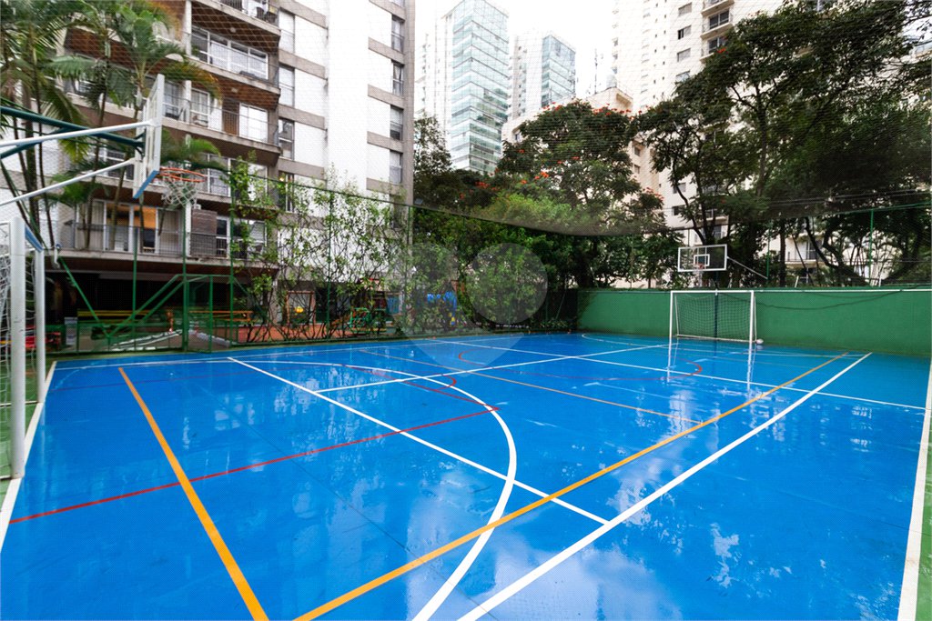 Apartamento à venda com 3 quartos, sendo 1 suíte,  em Indianópolis, São Paulo, SP