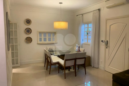 Casa Térrea à venda com 3 quartos, sendo 2 suítes, em Parque Vitória, São Paulo, SP