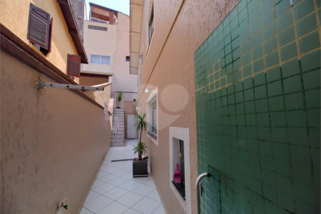 Sobrado à venda com 3 quartos, sendo 1 suíte, em Jardim Pinheiros, São Paulo, SP