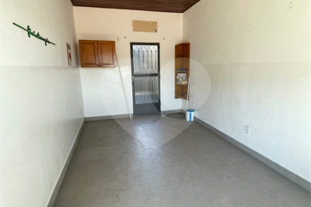 Casa Térrea à venda com 5 quartos, sendo 2 suítes, em Campo Grande, Rio de Janeiro, RJ