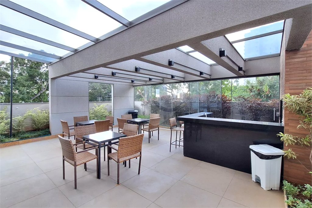 Apartamento à venda com 2 quartos, sendo 1 suíte,  em Barra Funda, São Paulo, SP