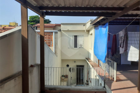 Casa de Vila à venda com 4 quartos, sendo 2 suítes,  em Vila São Francisco, São Paulo, SP