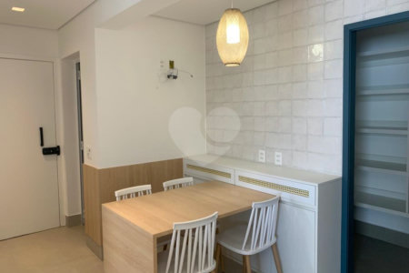 Apartamento à venda com 3 suítes em Indianópolis, São Paulo, SP