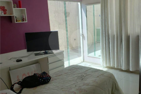 Casa à venda com 3 quartos, sendo 1 suíte,  em Montanhão, São Bernardo do Campo, SP