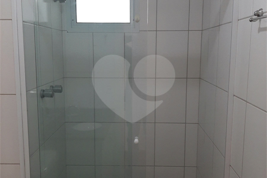 Apartamento à venda ou para alugar com 3 quartos, sendo 1 suíte, em Morumbi, São Paulo, SP