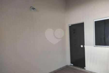 Casa à venda com 3 quartos, sendo 1 suíte,  em Jardim Santa Marta, Salto, SP