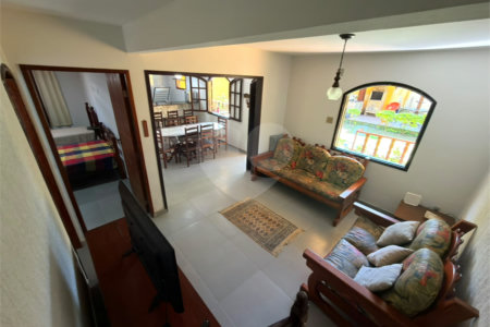 Casa à venda com 7 quartos em Peró, Cabo Frio, RJ