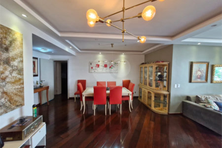 Apartamento à venda com 4 quartos, sendo 1 suíte, em Tijuca, Rio de Janeiro, RJ
