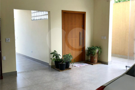Sobrado à venda com 5 suítes em Vila Alzira, Santo André, SP