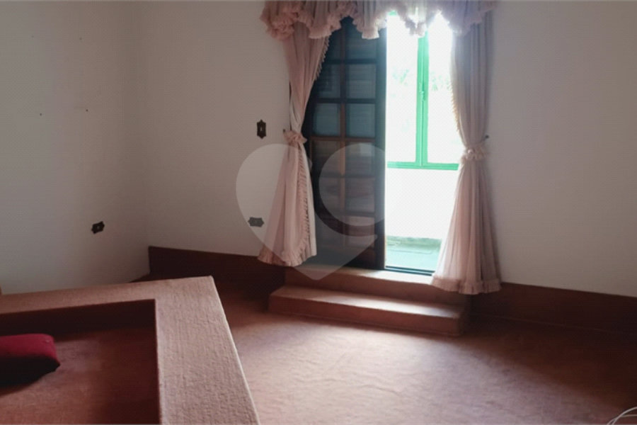 Casa à venda com 4 quartos, sendo 1 suíte, em Lavapés, Mairiporã, SP
