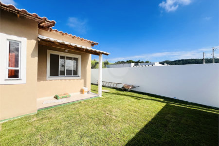 Casa à venda com 2 quartos, sendo 1 suíte, no condomínio Parque Guará, Rio de Janeiro - RJ