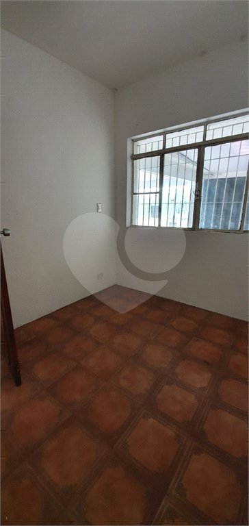 Sobrado à venda com 3 quartos em Várzea da Barra Funda, São Paulo, SP