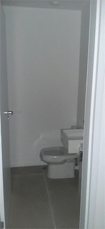 Apartamento para alugar com 3 suítes em Jardim das Acácias, São Paulo, SP