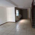 Casa à venda com 3 quartos, sendo 1 suíte, em Saúde, São Paulo, SP
