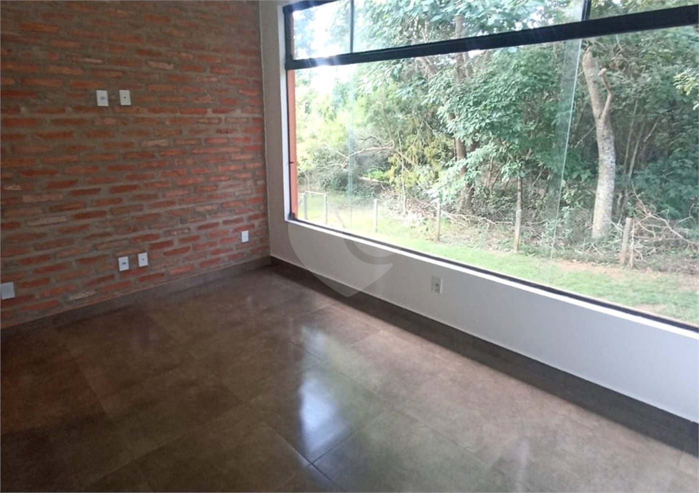 Casa à venda com 3 suítes no condomínio Village Ipanema 1, Araçoiaba da Serra - SP