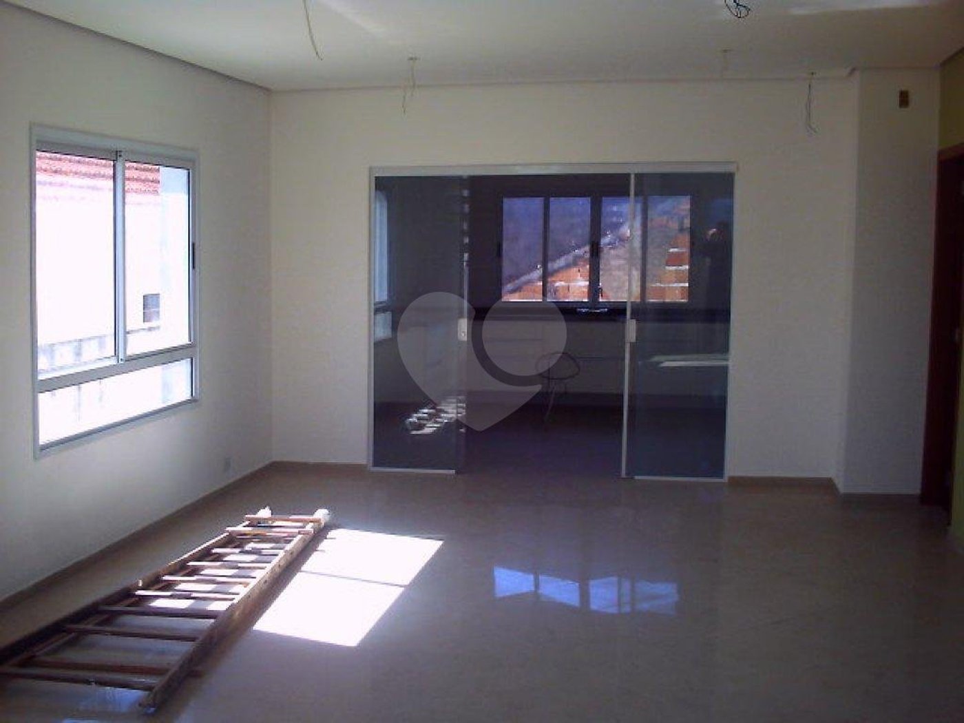 Sobrado à venda com 3 quartos, sendo 1 suíte, em Vila Irmãos Arnoni, São Paulo, SP