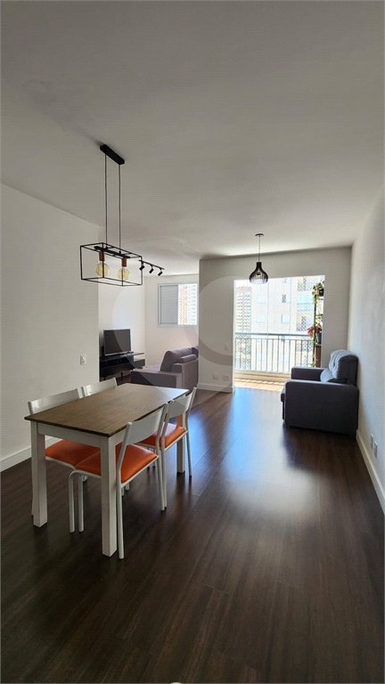 Apartamento à venda com 2 quartos, sendo 1 suíte, em Vila Praia, São Paulo, SP