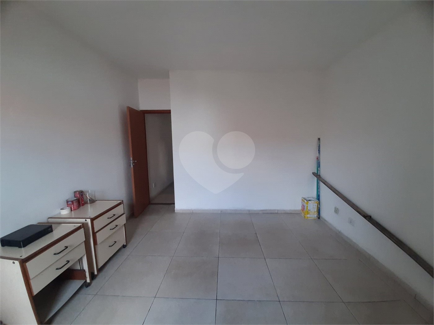 Casa à venda com 3 quartos, sendo 1 suíte, no condomínio Cantareira Park, São Paulo - SP