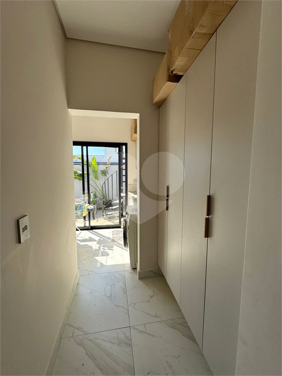 Casa à venda com 3 suítes no condomínio Reserva Central Parque, Salto - SP