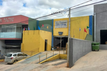 Galpão à venda ou para alugar em Residencial Flora, Sarapuí, SP