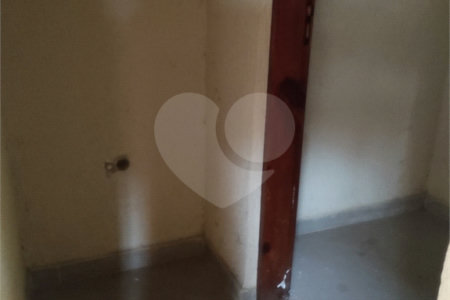 Sobrado à venda com 3 quartos, sendo 1 suíte, em Chácaras Maringá, Atibaia, SP