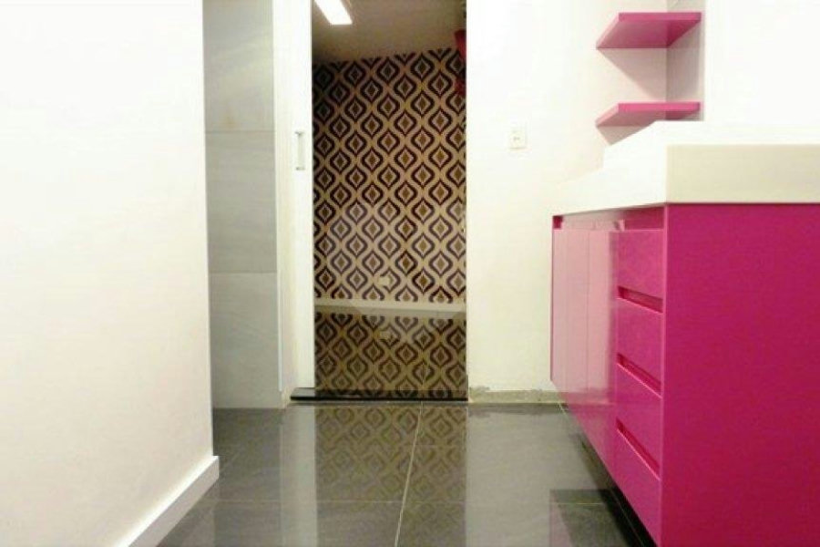Sobrado à venda com 4 quartos, sendo 3 suítes, em Tremembé, São Paulo, SP