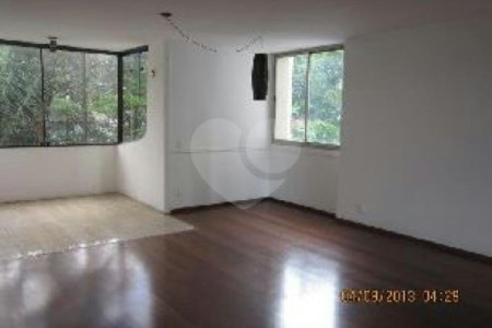 Apartamento à venda com 4 quartos, sendo 1 suíte, em Vila Andrade, São Paulo, SP