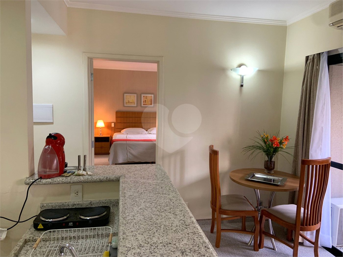 Flat à venda com 2 suítes em Jardim Europa, São Paulo, SP