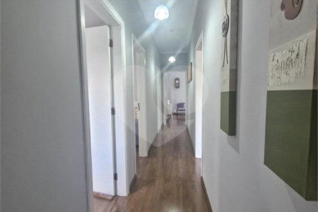Casa à venda com 4 quartos, sendo 2 suítes, no condomínio Grape Village, Vinhedo - SP