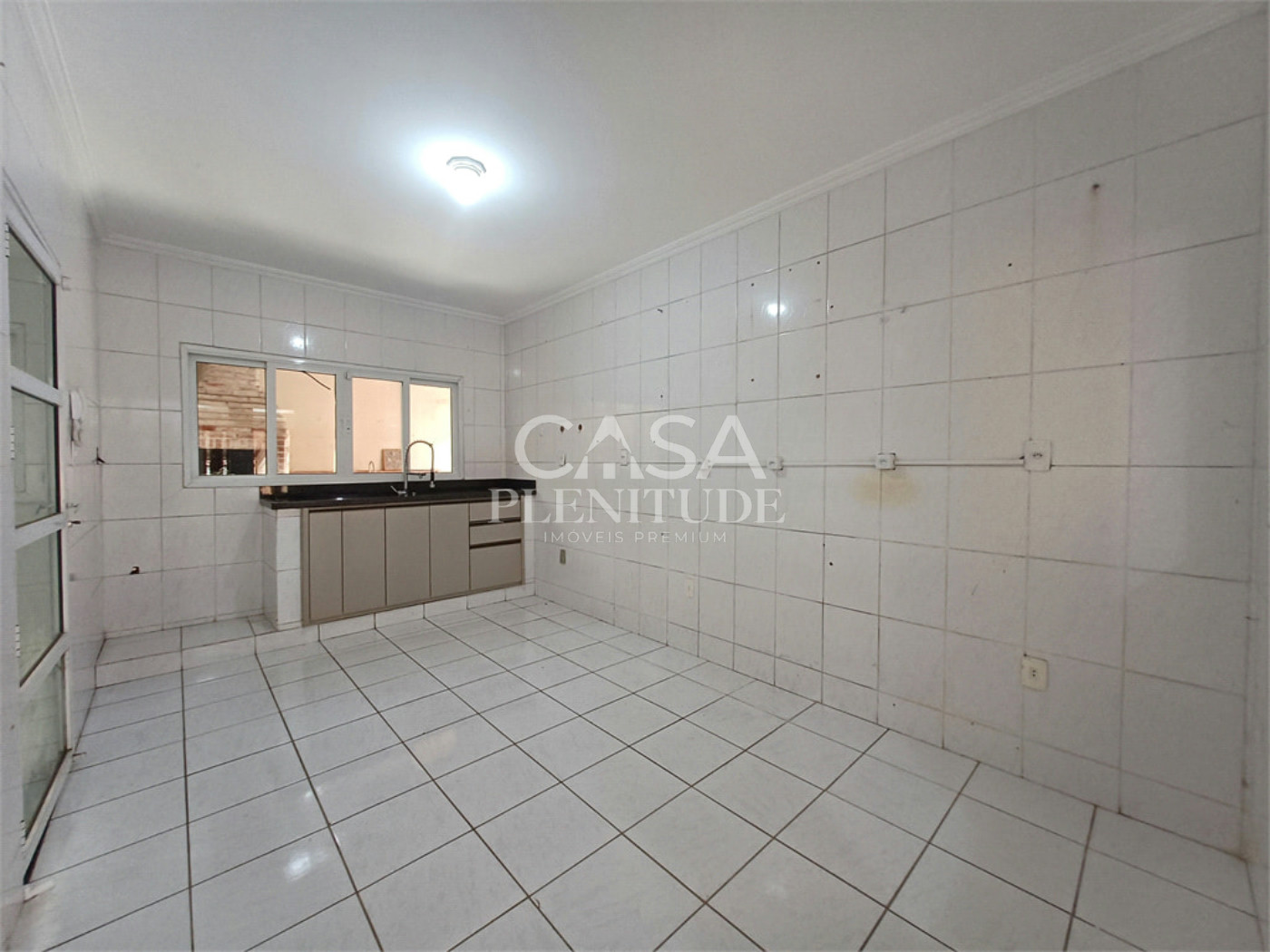 Casa à venda com 4 quartos, sendo 2 suítes, em Jardim Residencial Deolinda Guerra, Sorocaba, SP