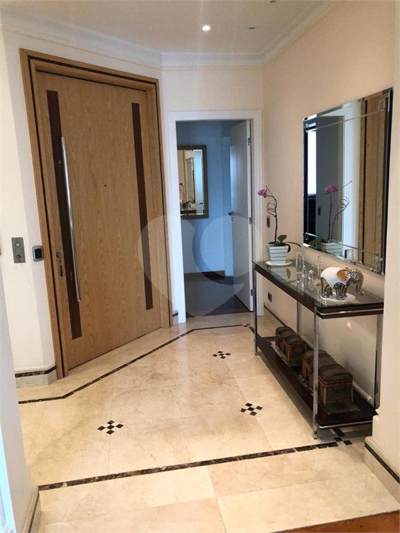 Apartamento à venda com 4 suítes em Vila Oliveira, Mogi das Cruzes, SP