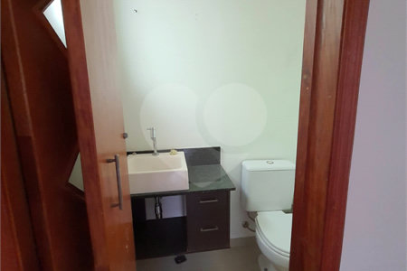 Sobrado à venda com 3 quartos, sendo 1 suíte,  em Jardim Bonfiglioli, São Paulo, SP