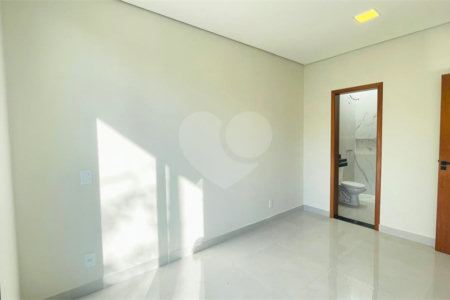 Casa à venda com 3 suítes no condomínio Terras de São Francisco, Sorocaba - SP