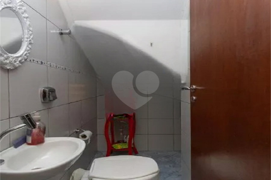 Casa à venda com 3 quartos, sendo 1 suíte, em Vila Gustavo, São Paulo, SP