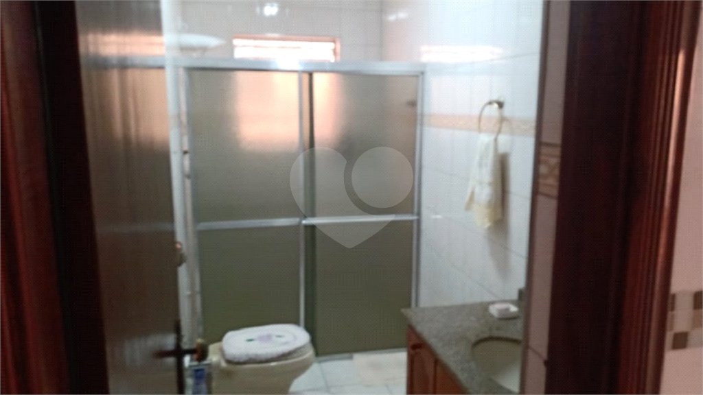 Casa à venda com 4 quartos, sendo 2 suítes,  em Jardim Terezópolis, Guarulhos, SP
