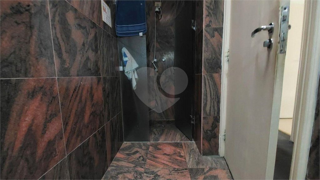 Casa à venda com 4 quartos, sendo 2 suítes,  em Vila Alexandria, São Paulo, SP