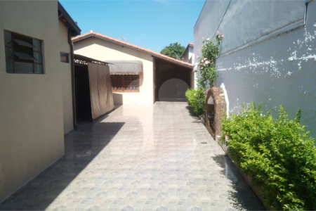 Casa à venda com 2 quartos, sendo 1 suíte,  em Vila Judite, Itapetininga, SP