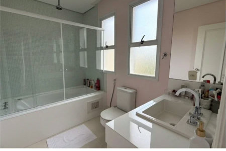 Casa à venda com 4 suítes no condomínio Vilas das Paineiras, São Paulo - SP