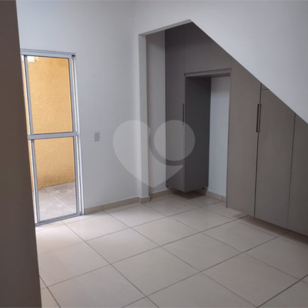 Apartamento à venda com 2 quartos em Reneville, Mairinque, SP
