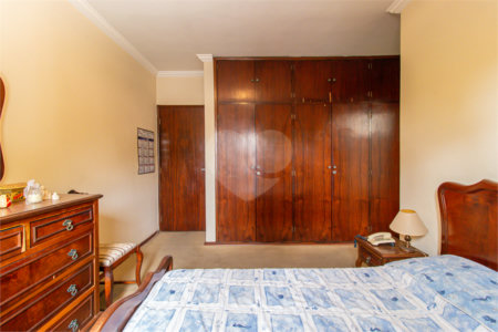 Casa à venda com 3 quartos, sendo 1 suíte, em Chácara Santo Antônio, São Paulo, SP