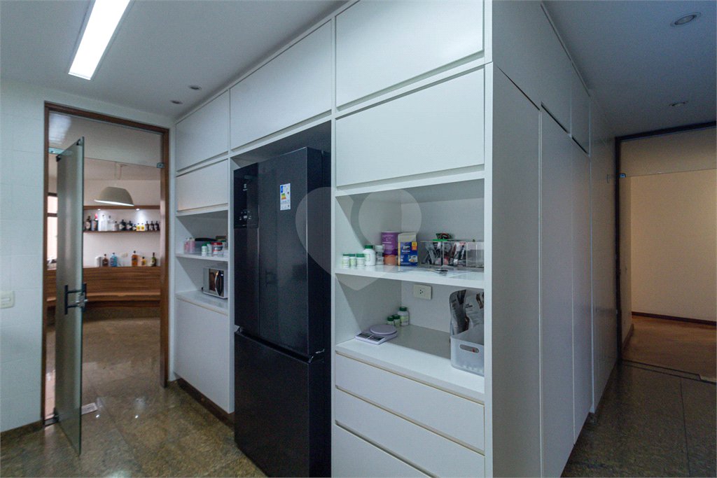 Apartamento à venda com 4 quartos, sendo 3 suítes, em Campo Belo, São Paulo, SP