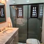 Sobrado à venda com 4 quartos, sendo 2 suítes,  em Jardim Leonor, São Paulo, SP